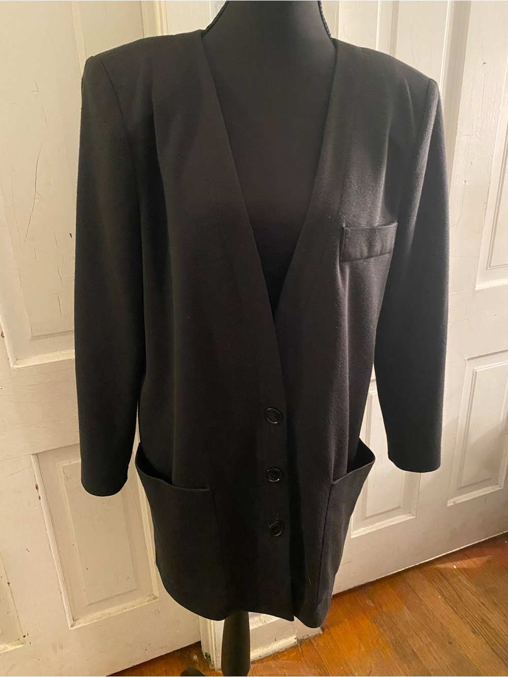 Leslie Fay Black Long Blazer with Front Pockets
